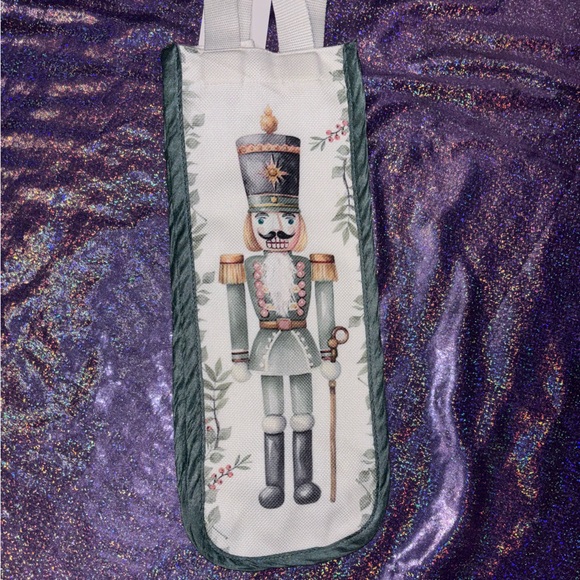 Christmas Beaded Nutcracker Gift Bag - Picture 3 of 6